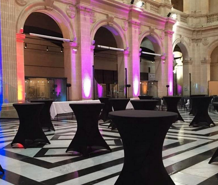 location-mange-debout